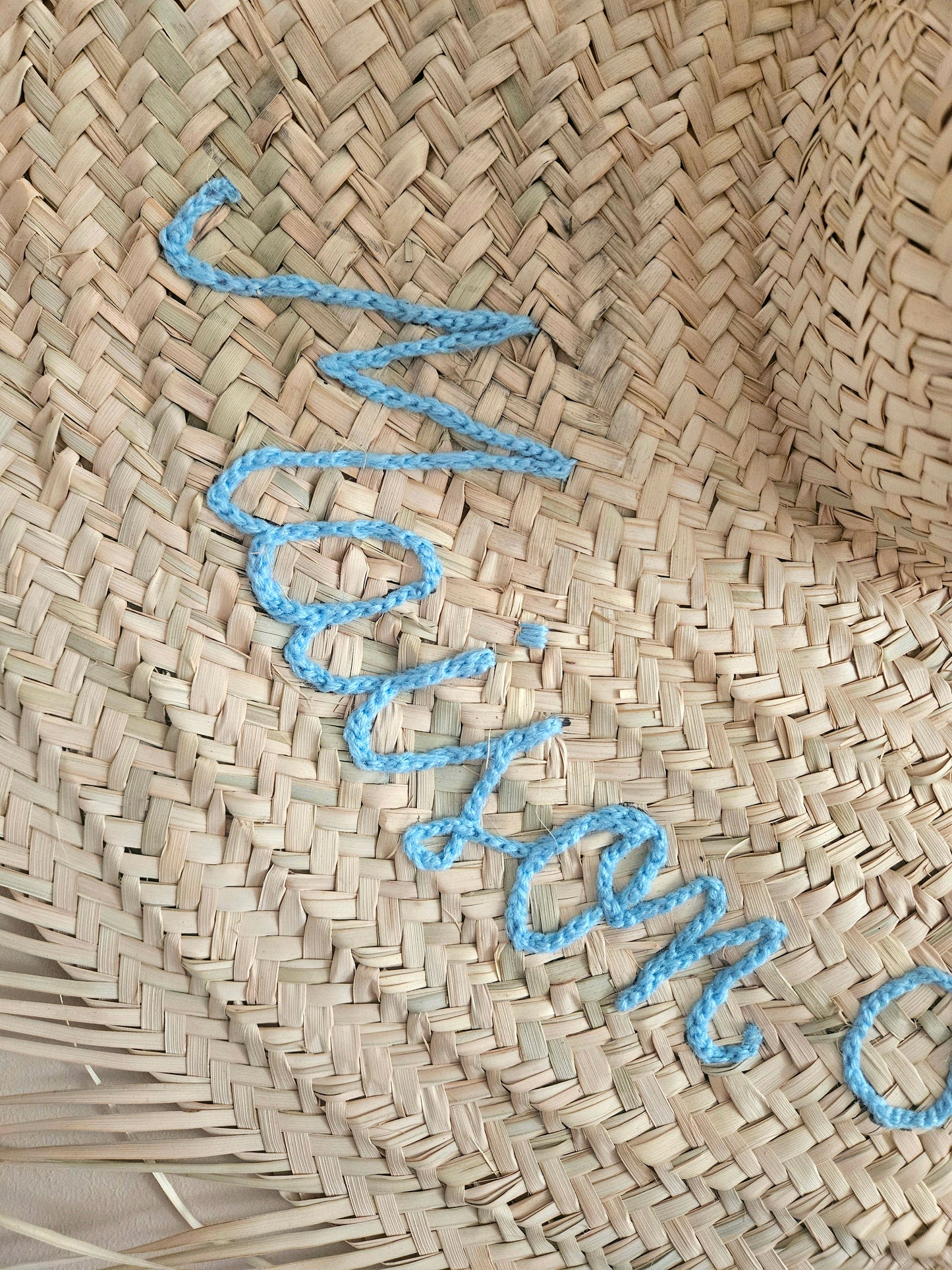 Chapeau de paille décoration murale - Chapeau marocain à franges