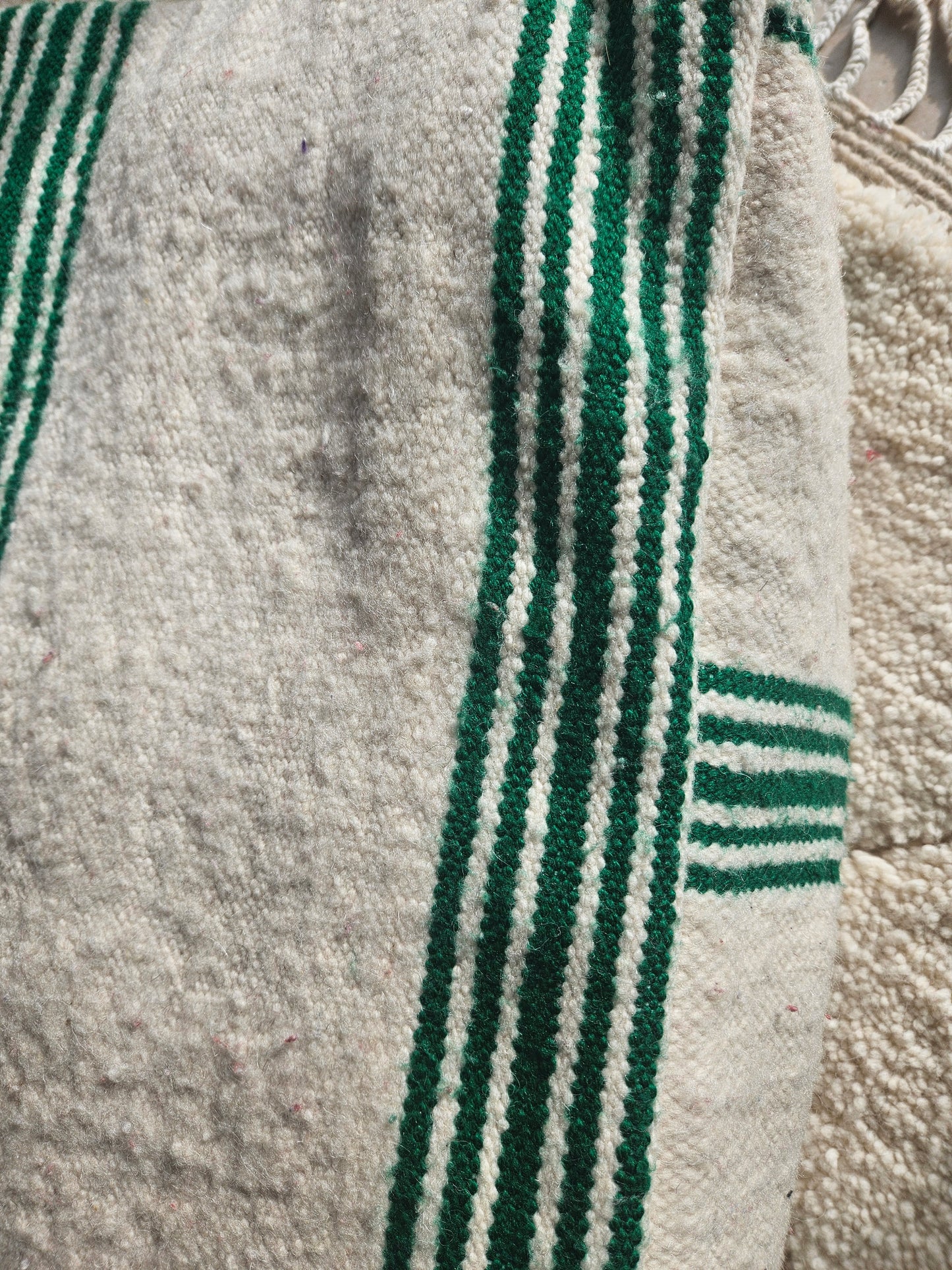 Magnifique pouf berbère rayures vert & blanc, housse de pouf vert, pouf marocain terrasse