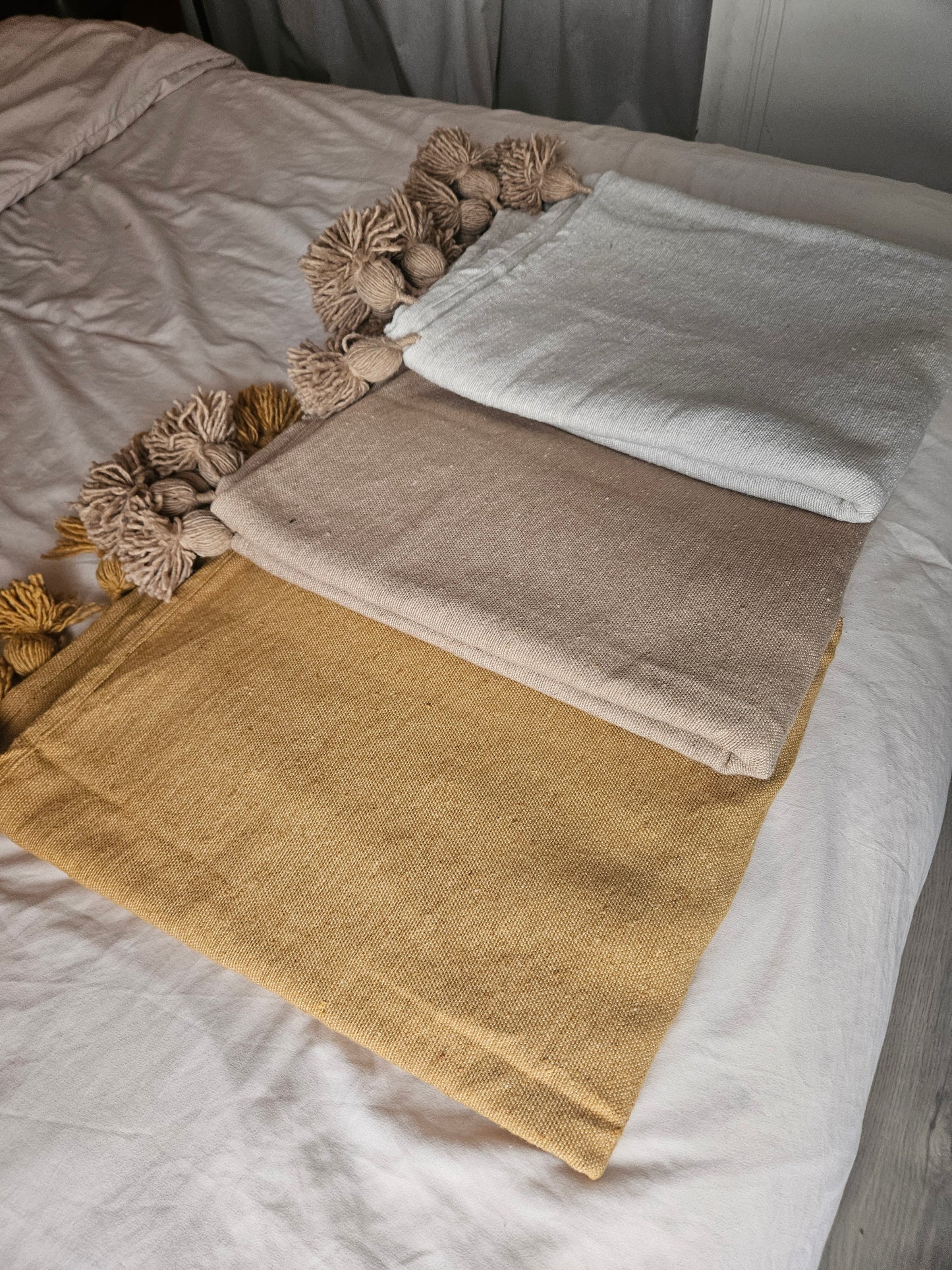 Plaid à pompons marocain en coton - Dessus de lit en coton