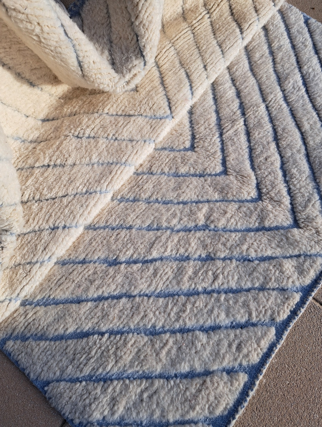 Tapis berbère Beni ouarain motifs chevrons