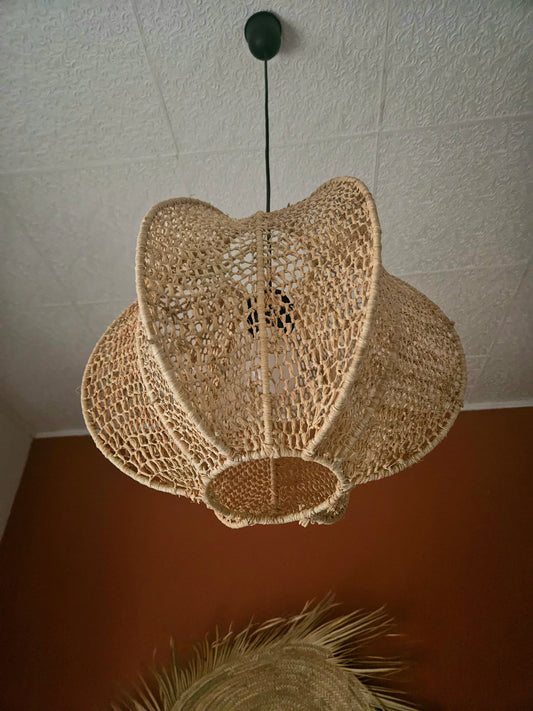 Suspension en raphia arrondie, nid d'abeille, luminaire deco, abat-jour en raphia