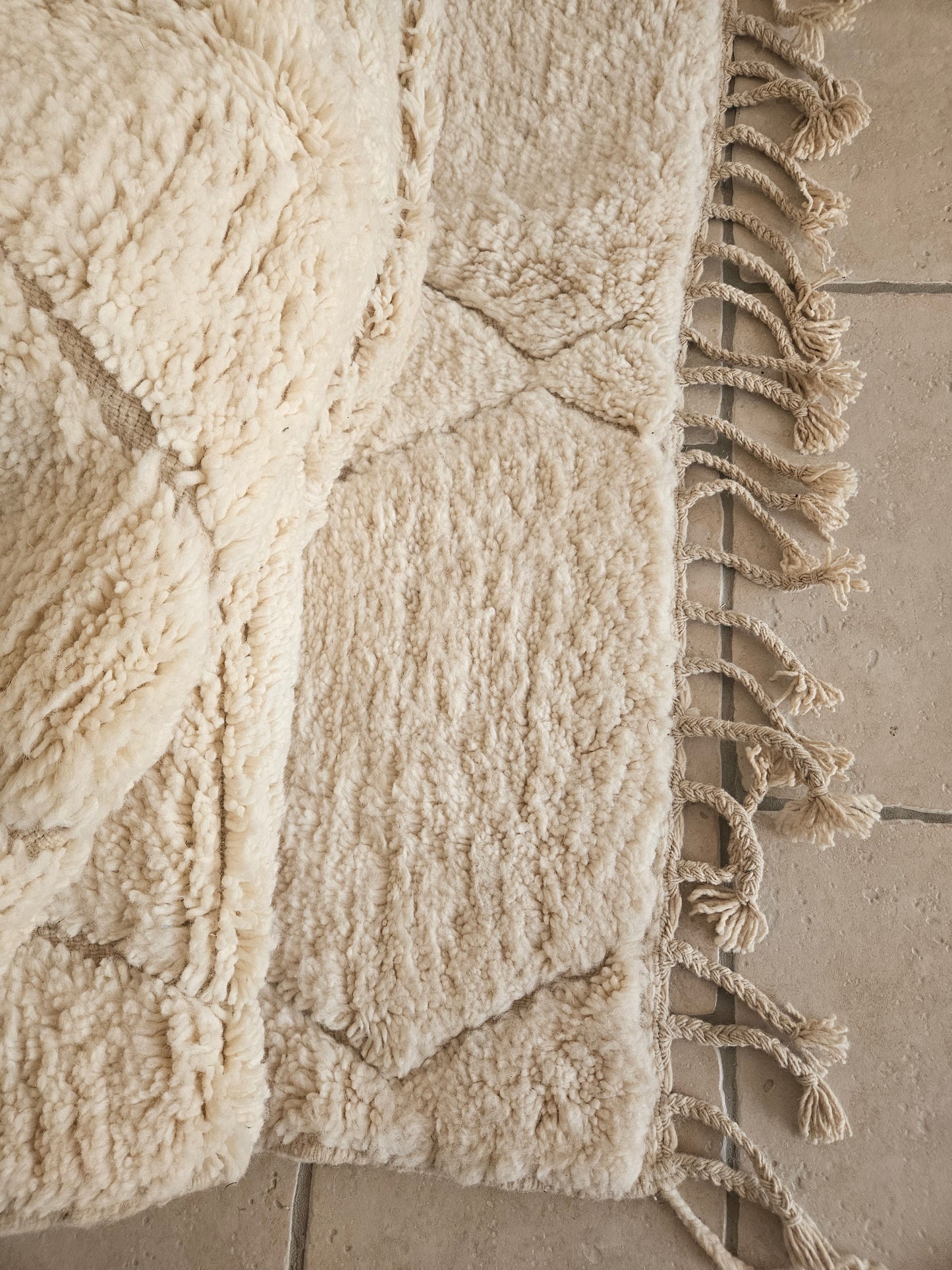 Tapis berbère Beni Ouarain losanges dans la trame Ecru naturel - Tapis Marocain