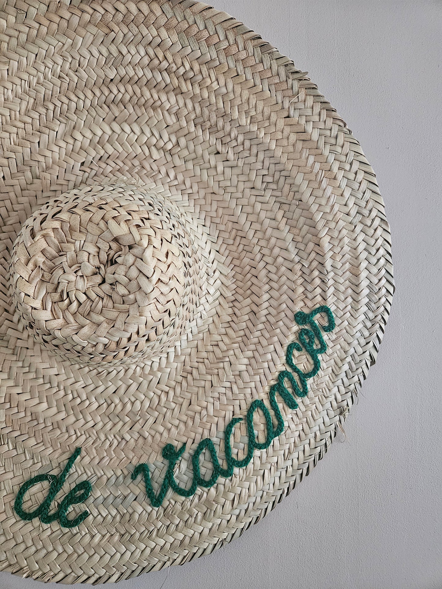 Chapeau " Maison de vacances " décoration murale coloré - Chapeau marocain sans franges