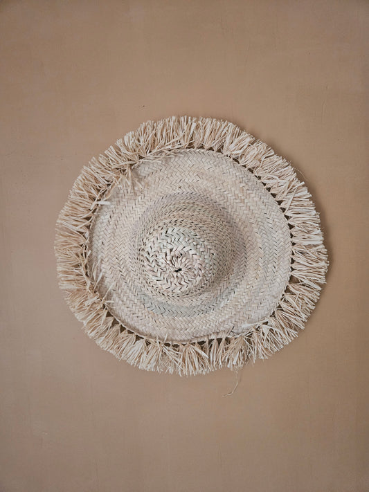 Chapeau en palmier décoration murale - Chapeau marocain à franges raphia