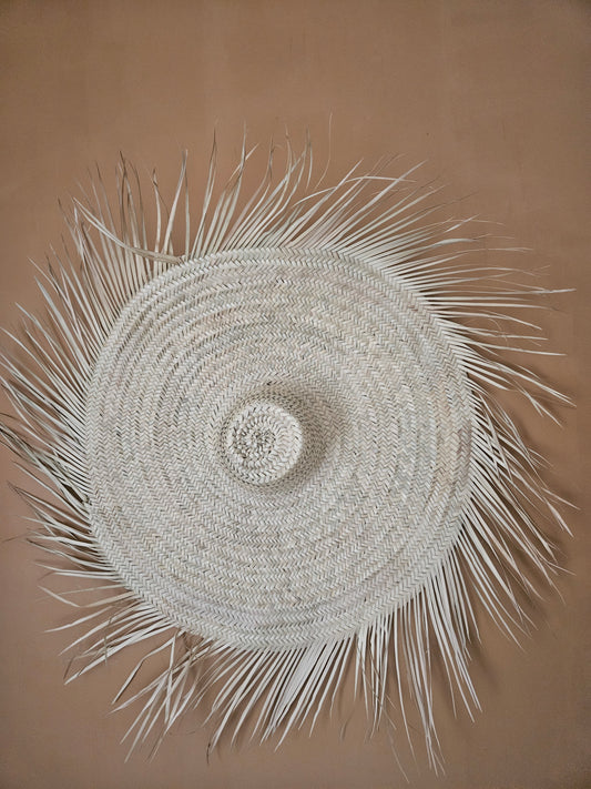 Chapeau de paille décoration murale - Chapeau marocain à franges