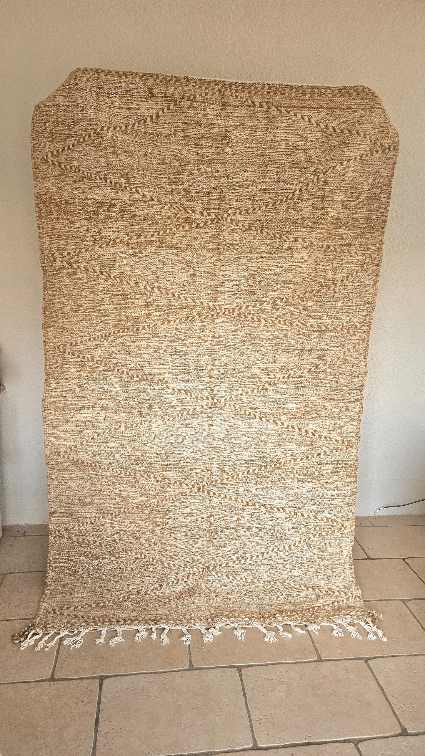 Tapis Zanafi en laine beige - Tapis berbère pour salle à manger, chambre, salon