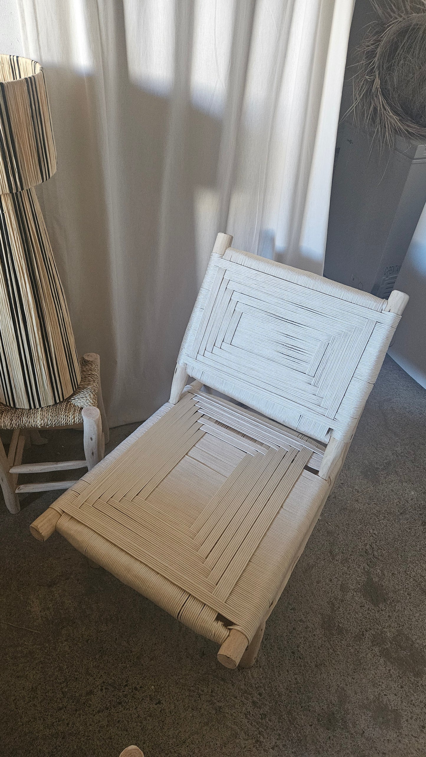Fauteuil 3D en corde de nylon blanche et bois d'eucalyptus - Fauteuil marocain naturel