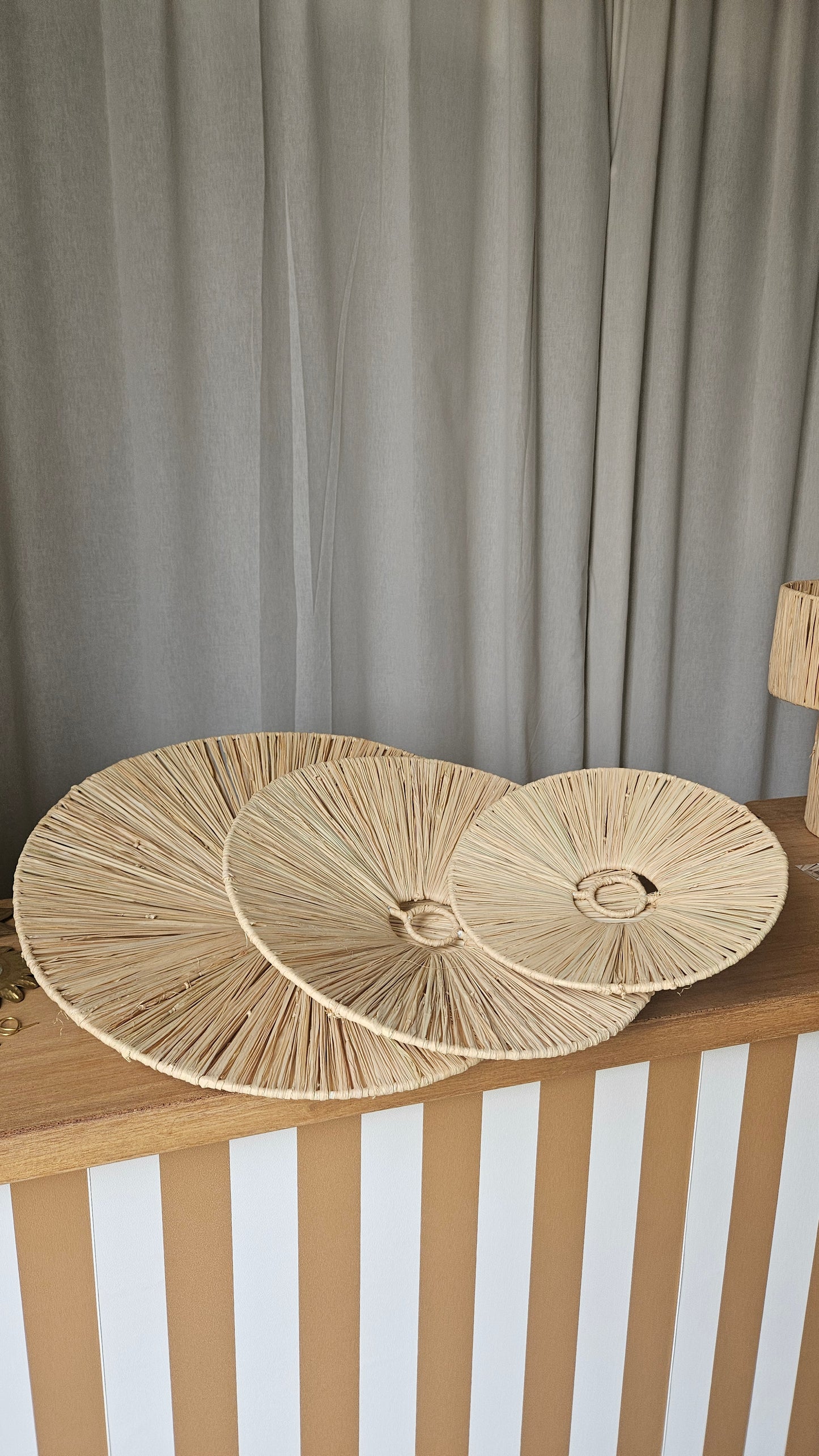 Appliques murale ronde en raphia - Appliques moderne