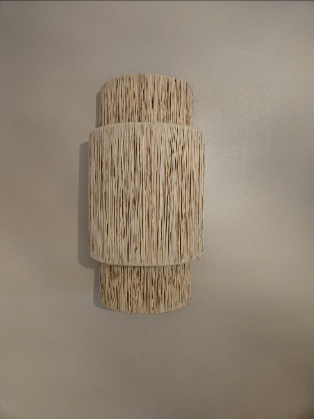 Applique murale en raphia grand format